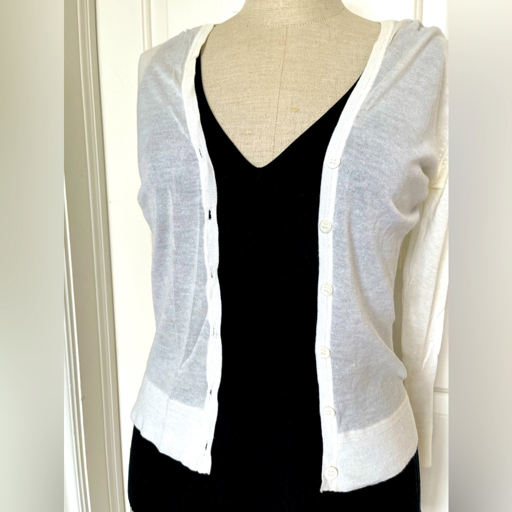 Brand New Ivory 3/4 Sleeve Cardigan